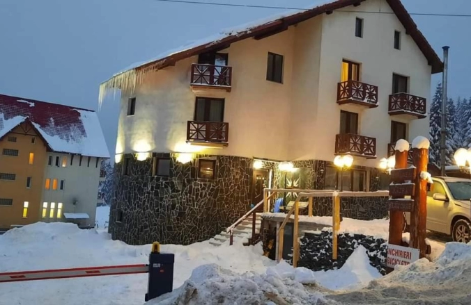 Pensiunea Piatra Grăitoare Vârtop