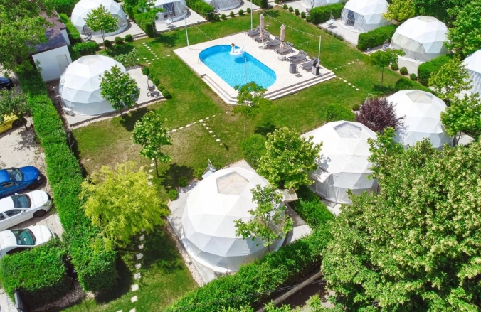 Seagloo Glamping - Adults Only