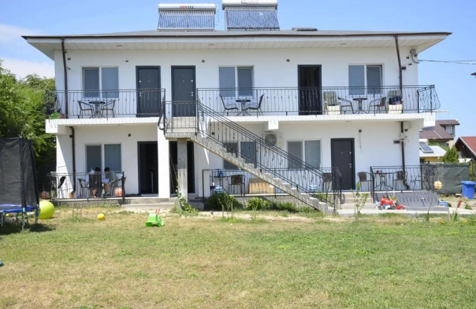 Casa Robinson Vama Veche