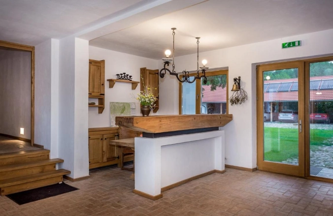 Hanul Vatra Costești