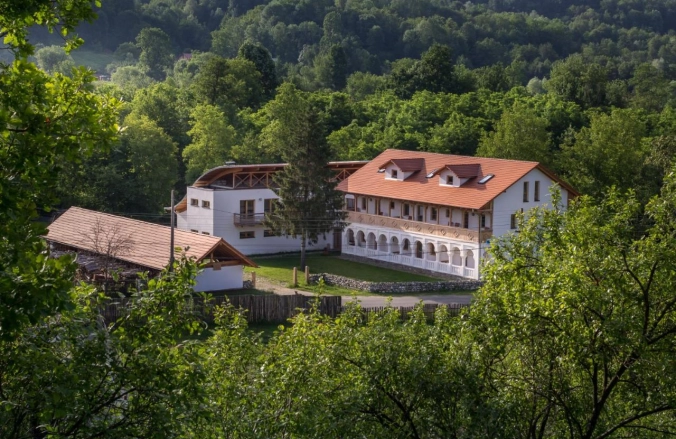 Hanul Vatra Costești