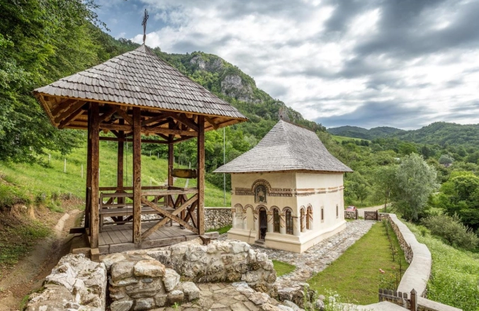 Hanul Vatra Costești